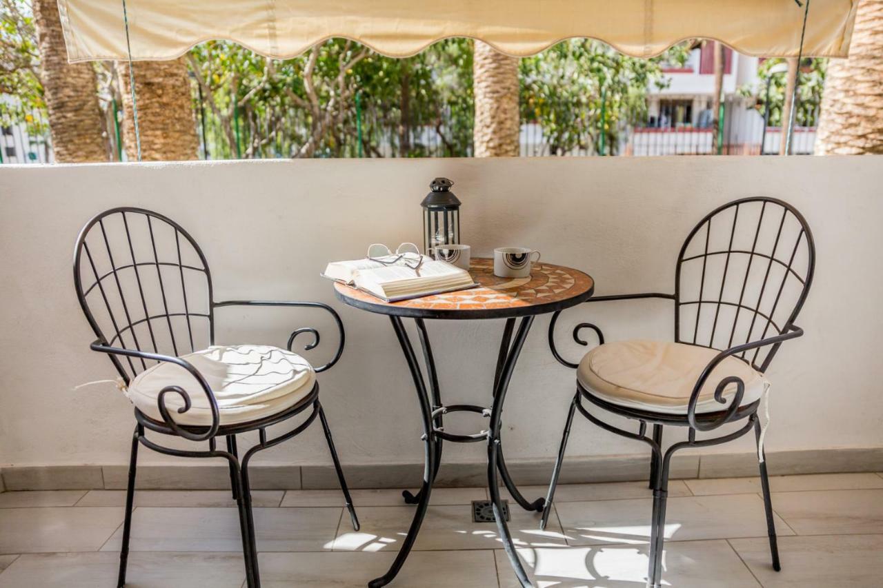 Un dormitorio en Playa de las Américas Costa Adeje  Exterior foto